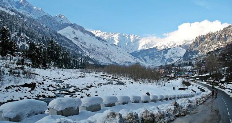 Manali Valleys, Scenic Drives & Café Lanes (3-Day Self-Guided Plan)